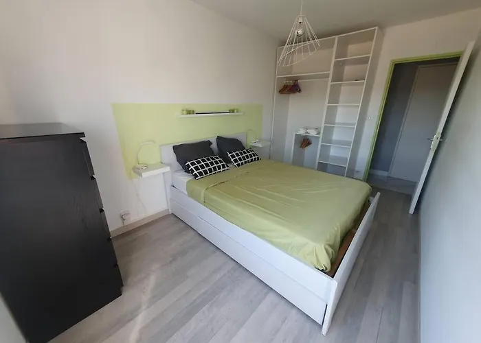 Appartement Avec 3 Chambres 80M2 Plein Sud