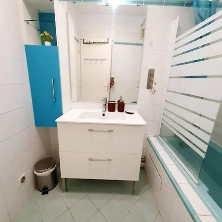 Appartement Avec 3 Chambres 80M2 Plein Sud Marignane Exterior photo